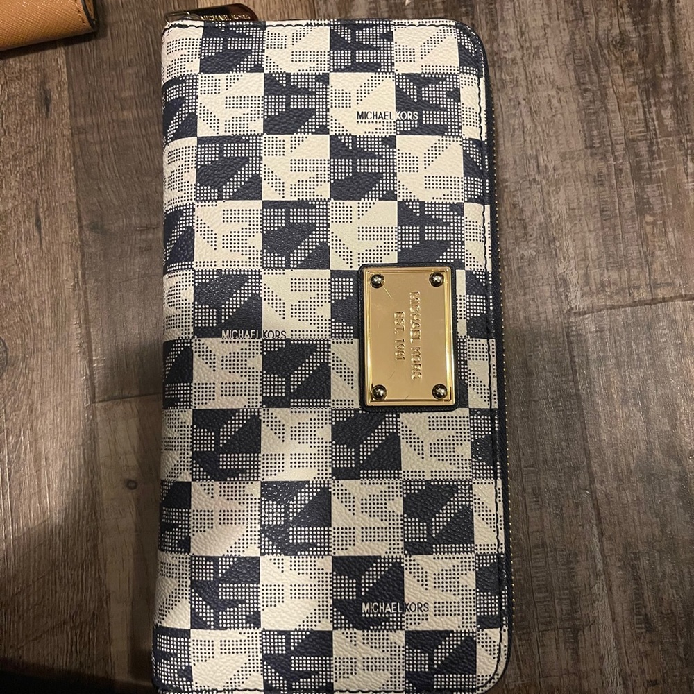 MK Wallet